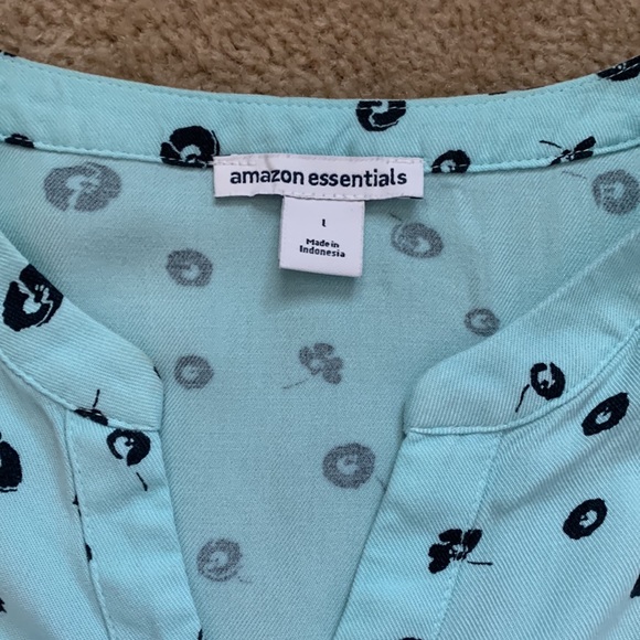 Womens button front blouse - Picture 10 of 10